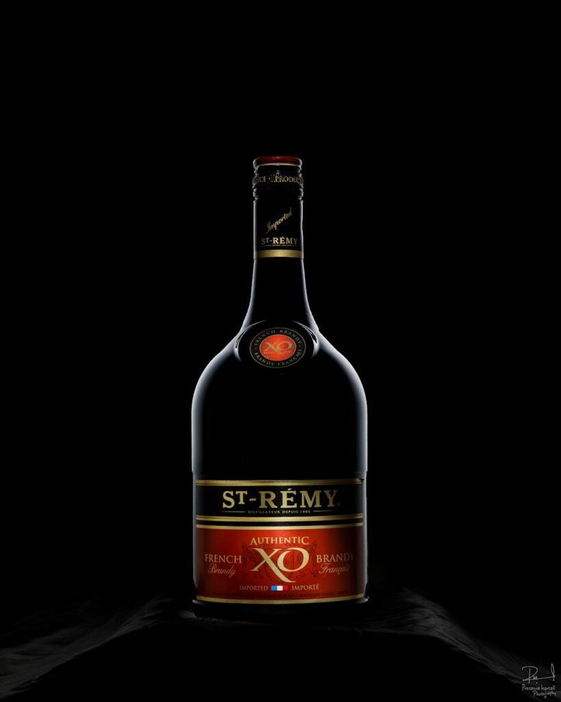 When Product Photography Meets 3D: Our Hybrid Visualization Approach